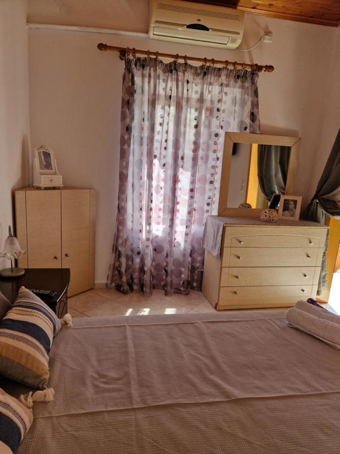 Afroditi's 1 Ferienhaus *